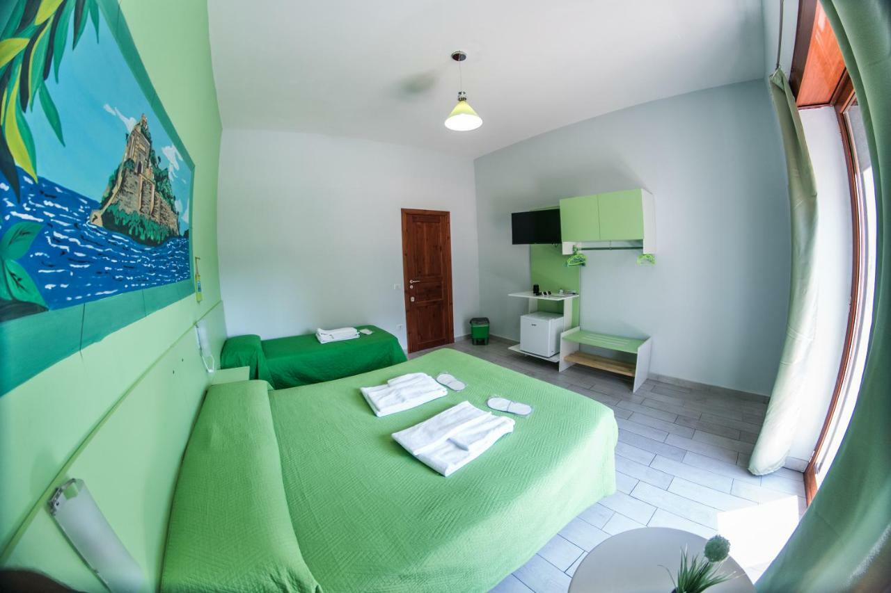 B&B Le Isole Naples Luaran gambar